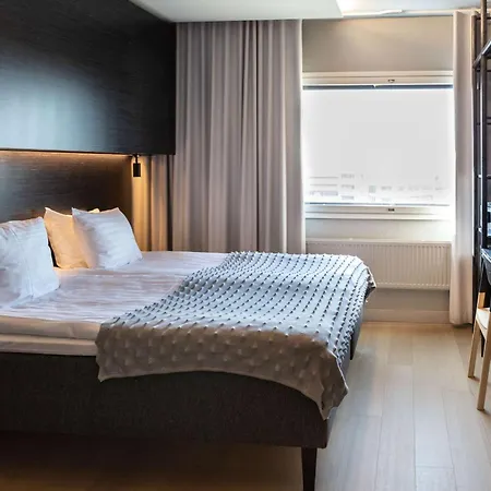 Hotel Scandic Helsinki Aviacongress 4*
