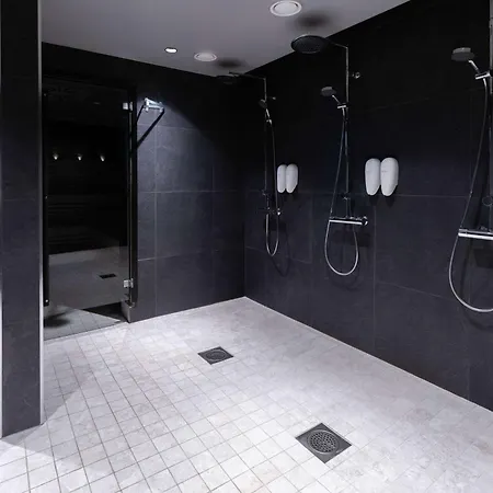 Отель Scandic Helsinki Aviacongress 4*