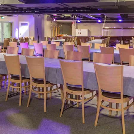 Scandic Helsinki Aviacongress Hotel 4*