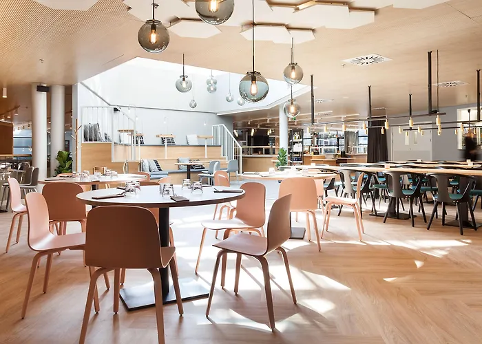 酒店 Scandic Helsinki Aviacongress