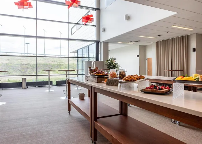 Scandic Helsinki Aviacongress Hotel 4*