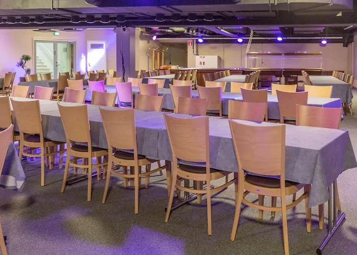 Scandic Helsinki Aviacongress Hotel 4*